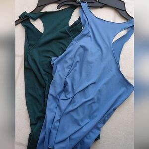 Bundle Of Two Womens Racerback Tanks Emerald And Blue Size Medium